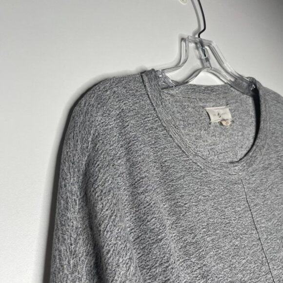 Lou & Gray Womens Top Size S Gray Light Oversized  Scoop Neckline Pullover Top - Picture 7 of 10